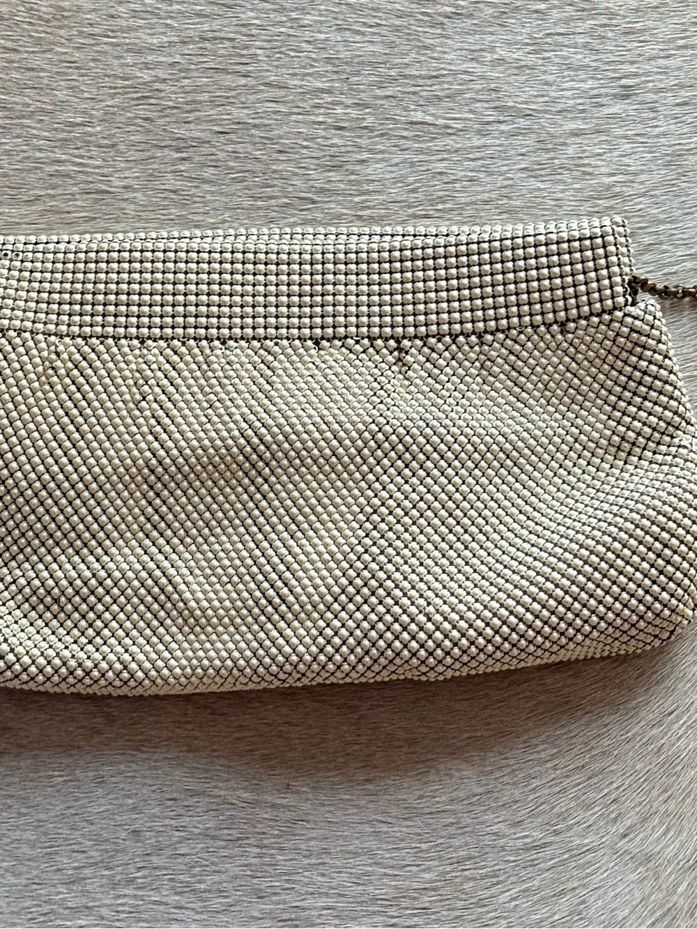 Whiting & Davis Ivory metal Wristlet Clutch with Decorative Ring - Picture 5 of 6